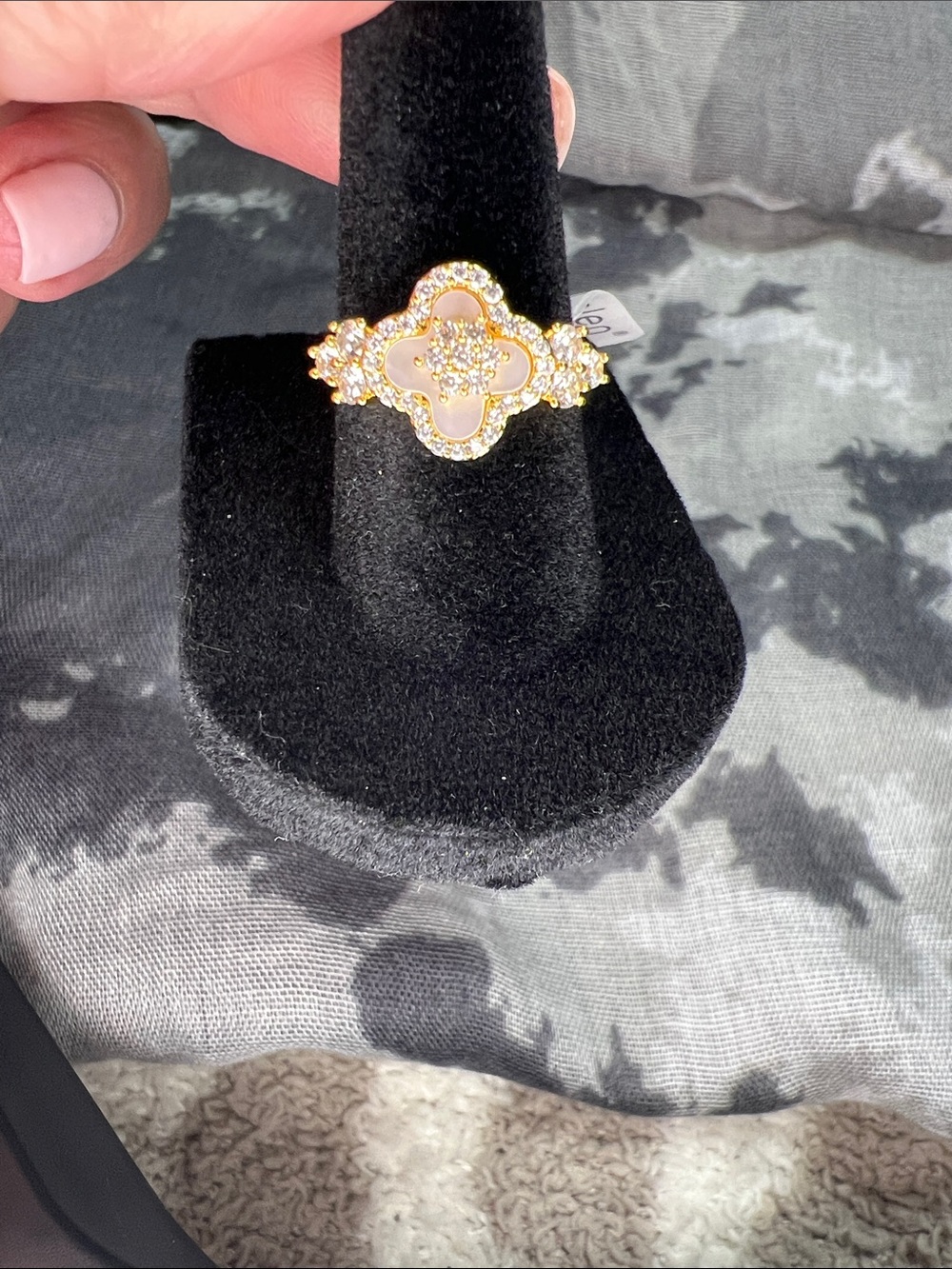 Clover mother of pearl 18k gold over S925